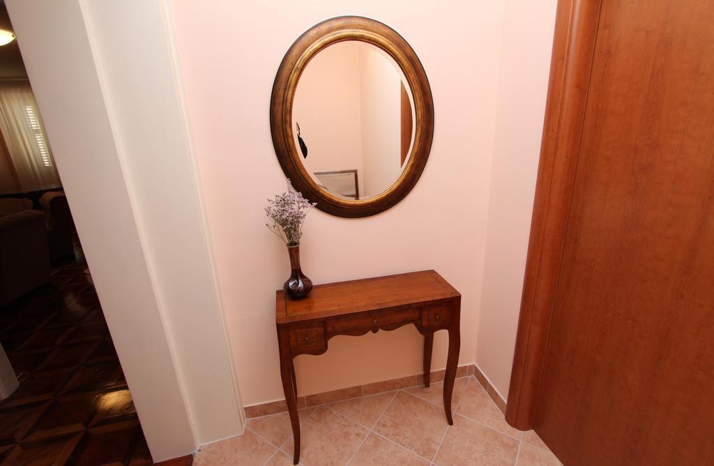 Apartments Casa Menis 로비니 외부 사진